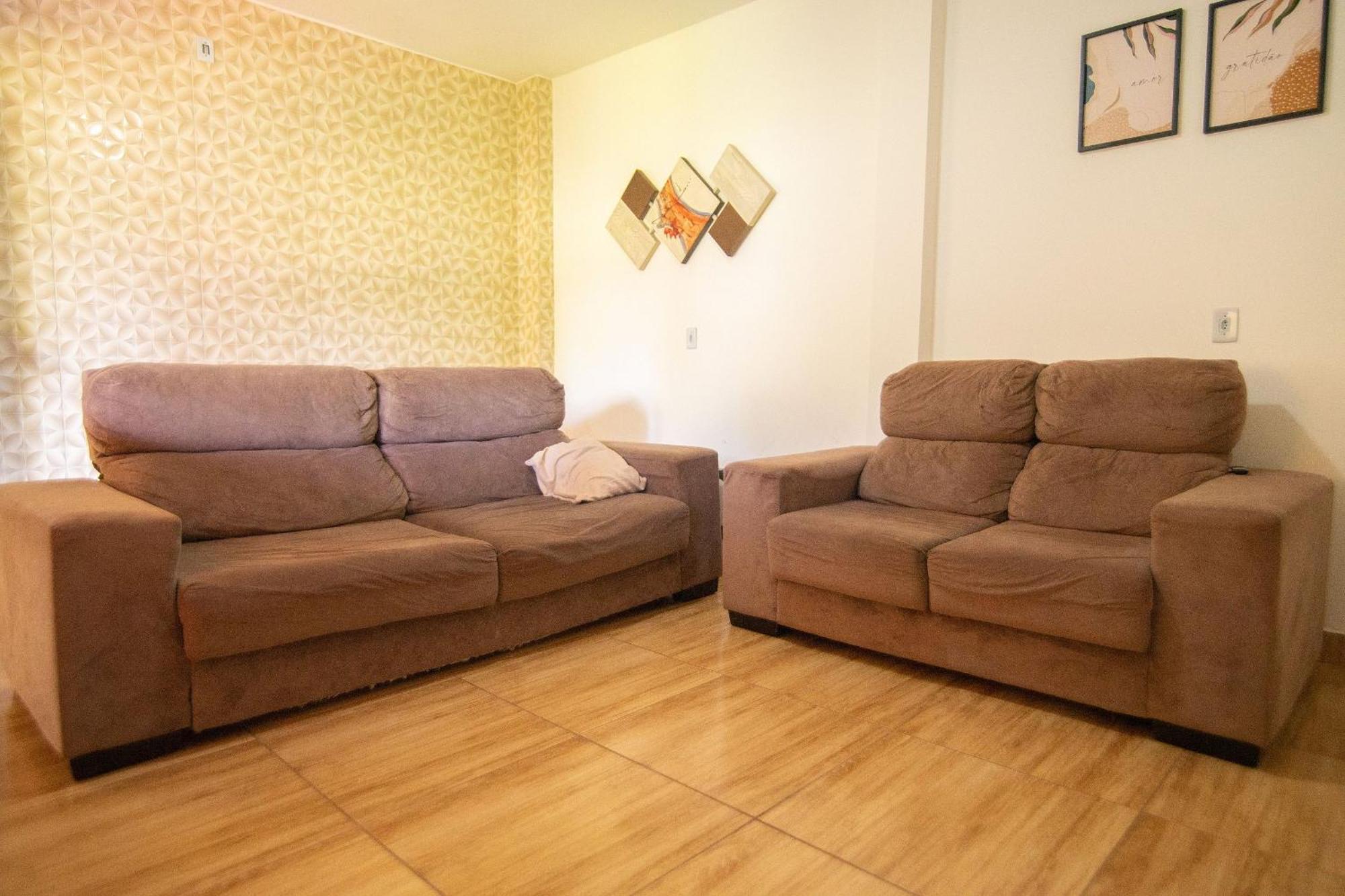 Casa Com Amplo Espaco Verde, 4 E Piscina Pousada