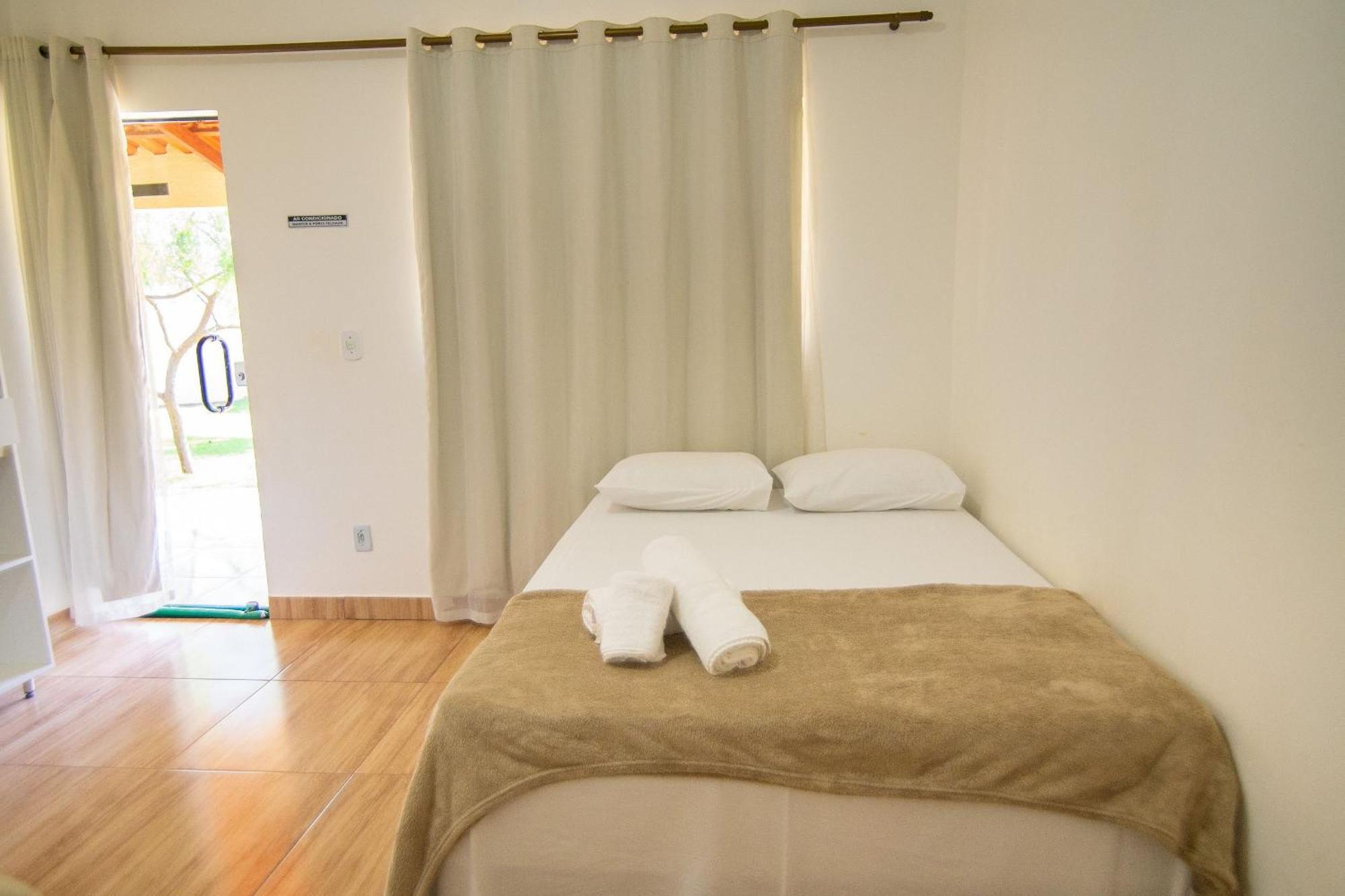 Pousada Casa Com Amplo Espaco Verde, 4 E Piscina